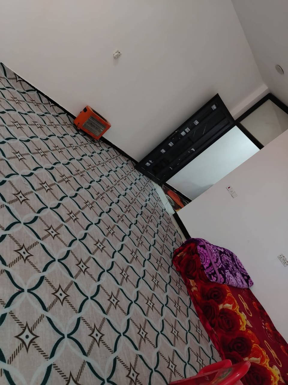 السلام عليكم بيت للبيع في حي الوحده طابقين بناء حديث
طابقين كونكريت سنه البناء 2024 مساحه 100 متر
مطلوب مبادره ابيع تطلوعه بسعر بصيط تفاصيل أكثر إتصال او واتساب ***********
