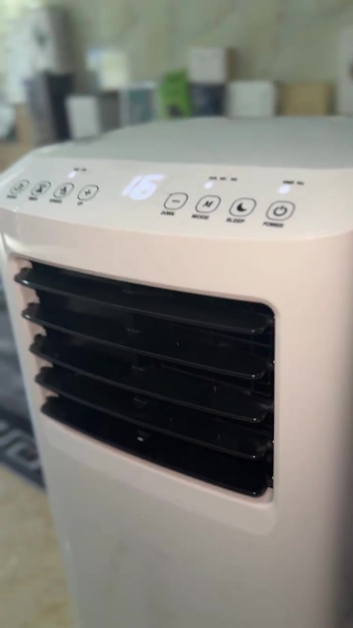 ودّع حر الصيف مع مكيف Switch On المتنقل! ❄️
تبريد فوري وأداء عالي يوصلك لدرجة 16 بكل سهولة.
ال الماني شرط 
اي استفسار خاص


**إذا كنت صاحب هذا الإعلان وتريد حذفه لأي سبب، رجاءا أرسل رسالة إلى الدعم الفني**