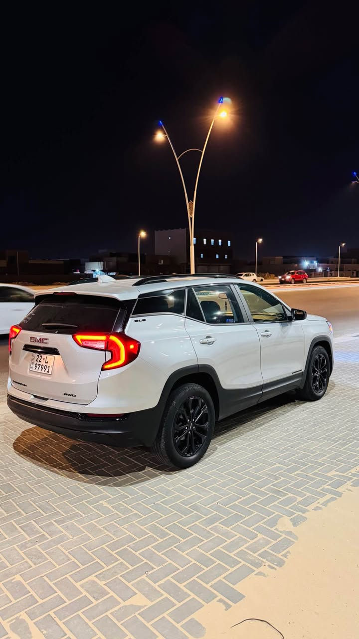 سلام عليكم للبيع جمسي تيران وارد كندي كفاله عامه فقط الدعاميه مواصفات بلاك توب رقم اربيل تريد تحويل تريد وكاله باسم شركه  بعدها بلهزه جاهزه السياره من كلشي حداديه تخم تاير تبريد تدفئه كامله من كلشي العنوان بصره السعر 188 للاستفسار *********** البصرة, العراق
