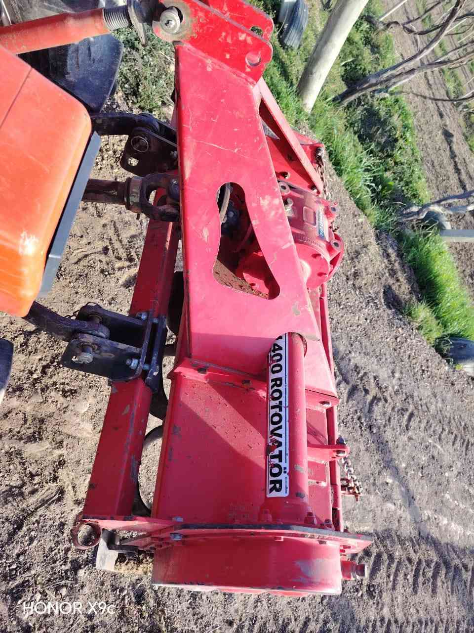 السلام عليكم
رفاسة تركيا جديدة مشتغله شيء قليل عرضها متر ونص
سعرها مليون  ونص  وبيها مجال للشراي 
***********
