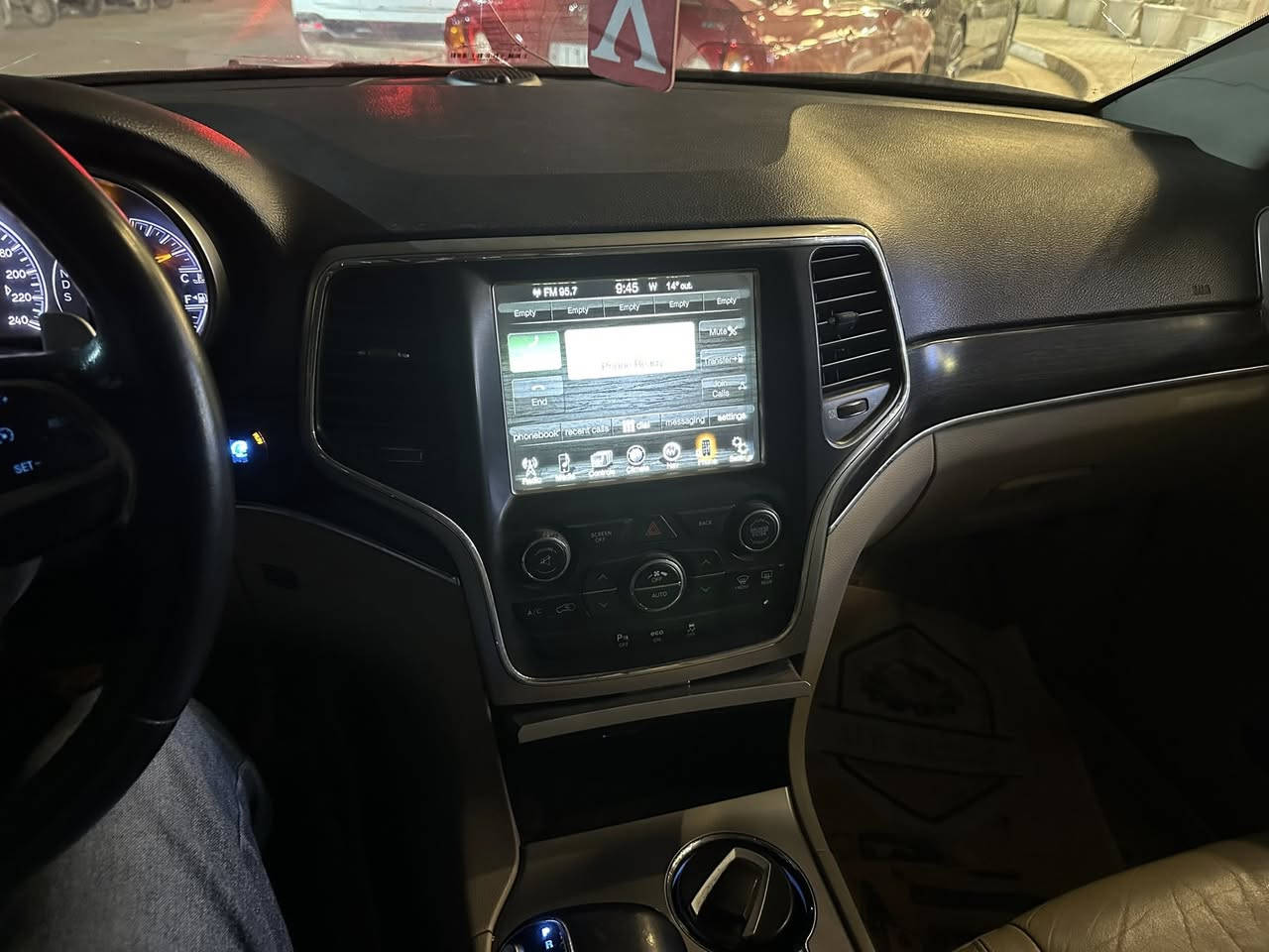 جيب خليجي ٢٠١٤-لمتد رقم بغداد- بيها ربع باب سائق .فقط كامل موصفات .باسمي .التواصل على الرقم ***********.موقع السيارة كربلاء  السعر ٢٢٠$
