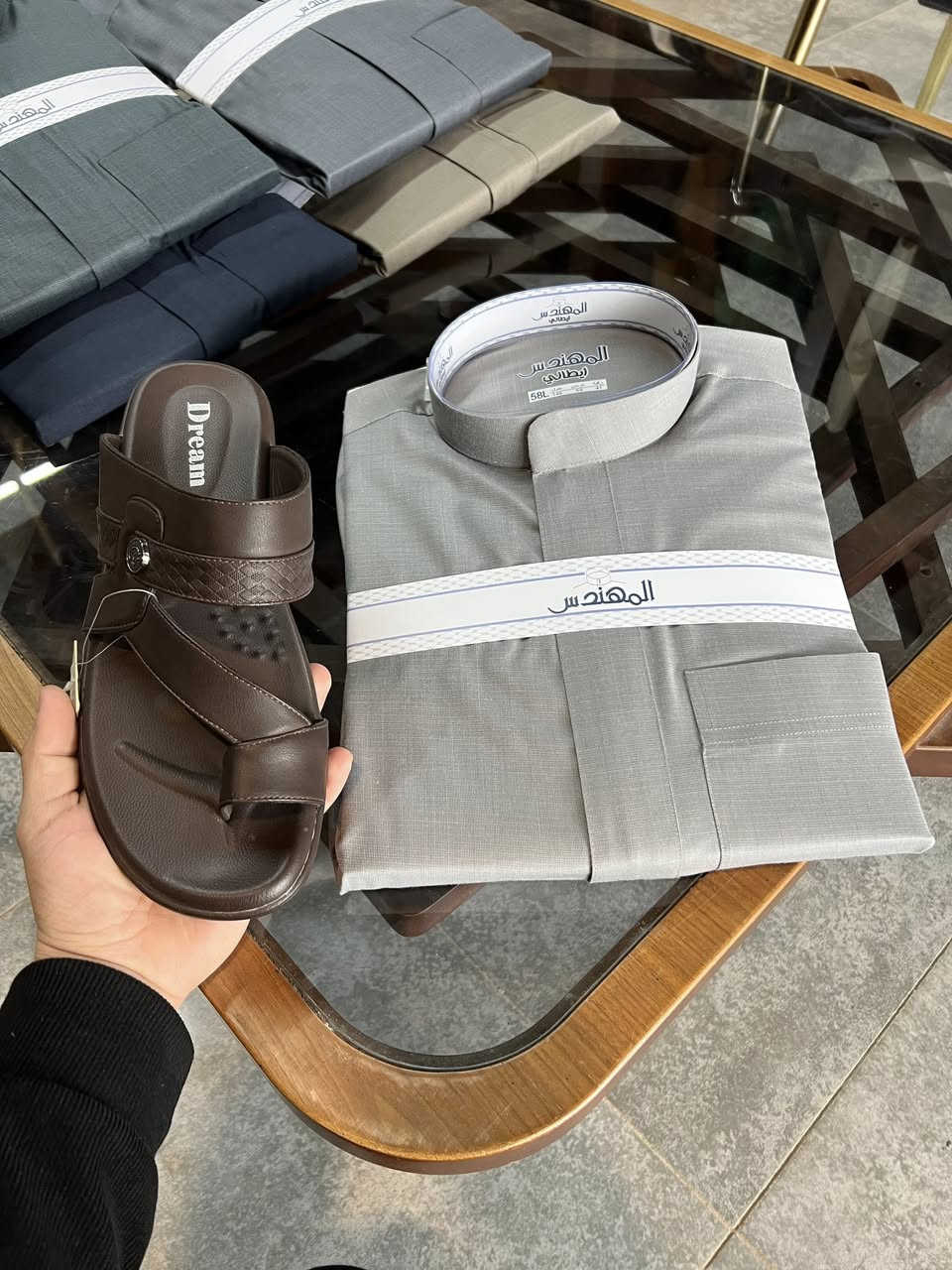 الموسم الصيفي 2026🍁

دشداشه رجالي خامه خلية نحل اصلي 💯💯
(فصال كلاسك فلات )
كوالتي عالي جدا صيفي بارد
كوالتي عالي ✅

خامه ضد الحراره والكوي 🌾
S-M-L-xl-( 62-60-58-56)قياسات

العنوان ديالي بعقوبه ركة حجي سهيل

***********

#دشداشه #الدشداشه #الفخمه #فخامه #خليجية #خليجي #دشداشه_خليجي  #دشداشه_رجالي #بضاعتنا_مميزة_وشعارنا_الجودة #اكسبلور #دشداشة
