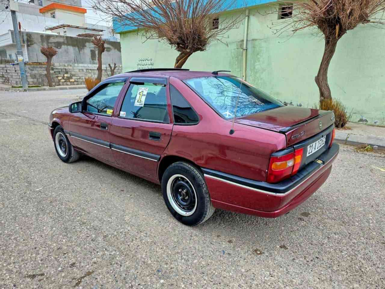 ژ***********=***********چمچماڵ***********=***********
ئۆپڵ ڤیکترا مۆدێل ۹۱ مەکینە ۱٨ گێڕعادی
گێڕو مەکینە بەشەرت بێ لێدراوی بێ دەعم
سنوی تا  ۲۰۲٨ تازەیە مەرجی تونوتۆڵی تازەیە
کۆبونی بەنزینی کرکوکی هەیە دفتربنزین
سقف سڵایت کارەبایی قفڵ مرکزی
چوارتایەی لۆک تاقم دواوپێش بەشەرت
