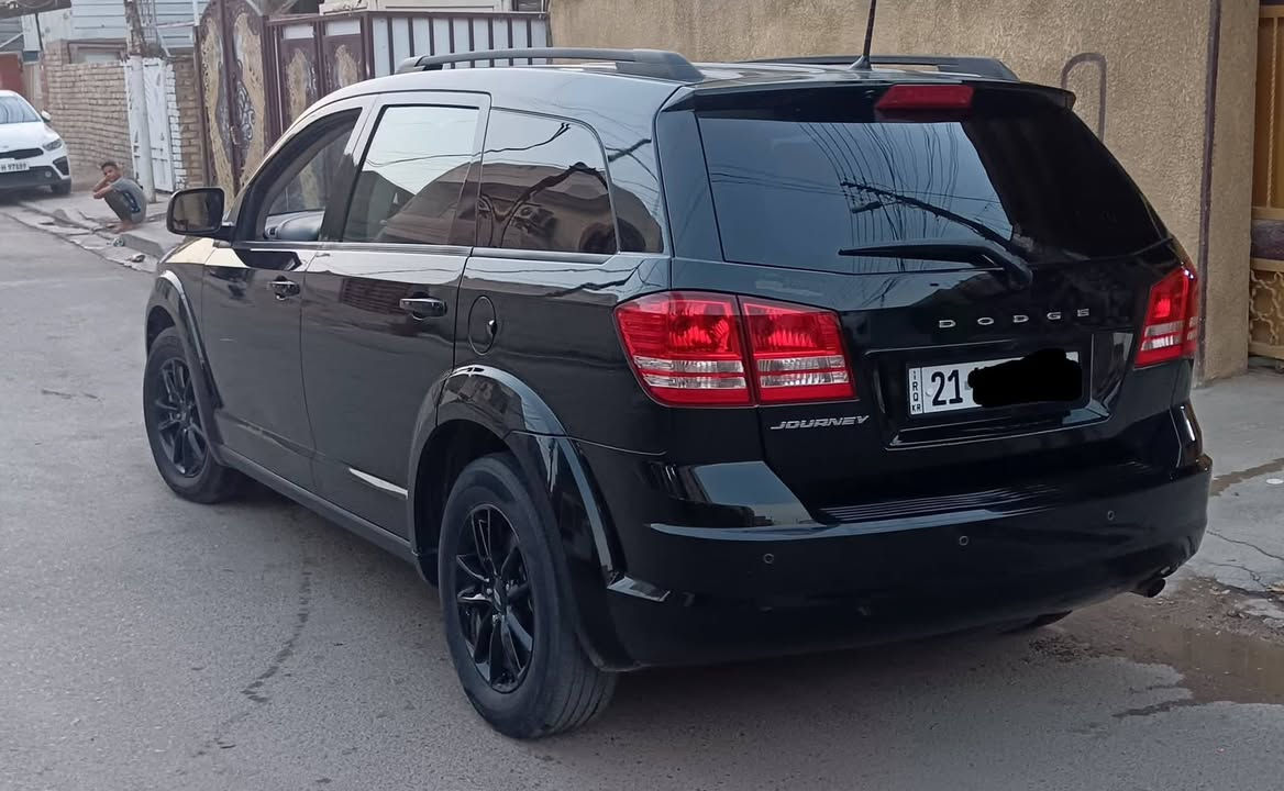 يالله السلام عليكم
دوج جورني للبيع او مرواس حسب القناعه موديل 2020
رقم سليمانيه باسمي السنويه 
حادثه دعاميه وجاملغ
السياره ماشيه 50
رقم دولي 
 مواصافات 
بصمه 
شاشه بلاديه 
تبريد قطعه وحده 
كشنات مخمل 
محرك 2400 
7راكب 
تبريد قطعه وحده 
السياره جديده الله شاهد
السعر 160 ورقه 
مكان السياره بغداد الزعفرانيه 
***********
