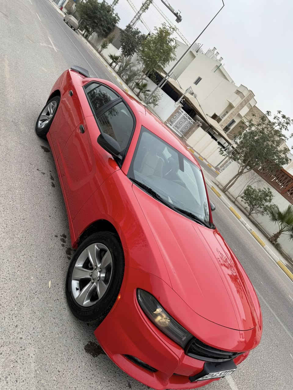 جارجر 2019 وارد خليجي رقم اربيل  باسم شركه ليث العبيدي سياره جديده جداً جداً نضافه غرفته من الداخل 99% مكفوله من الفتح والتبديل عدا بارد بل بابين عكس السايق ما يبين  وصبغ بل جاملغ الخلفي اثر طخه بل بباب مال البيت غرفته بل كارتون مكينه كير حداديه تبريد تخم تاير كلا بل ضمان والشرط
سعرها 230 وبيها مجال 
***********
