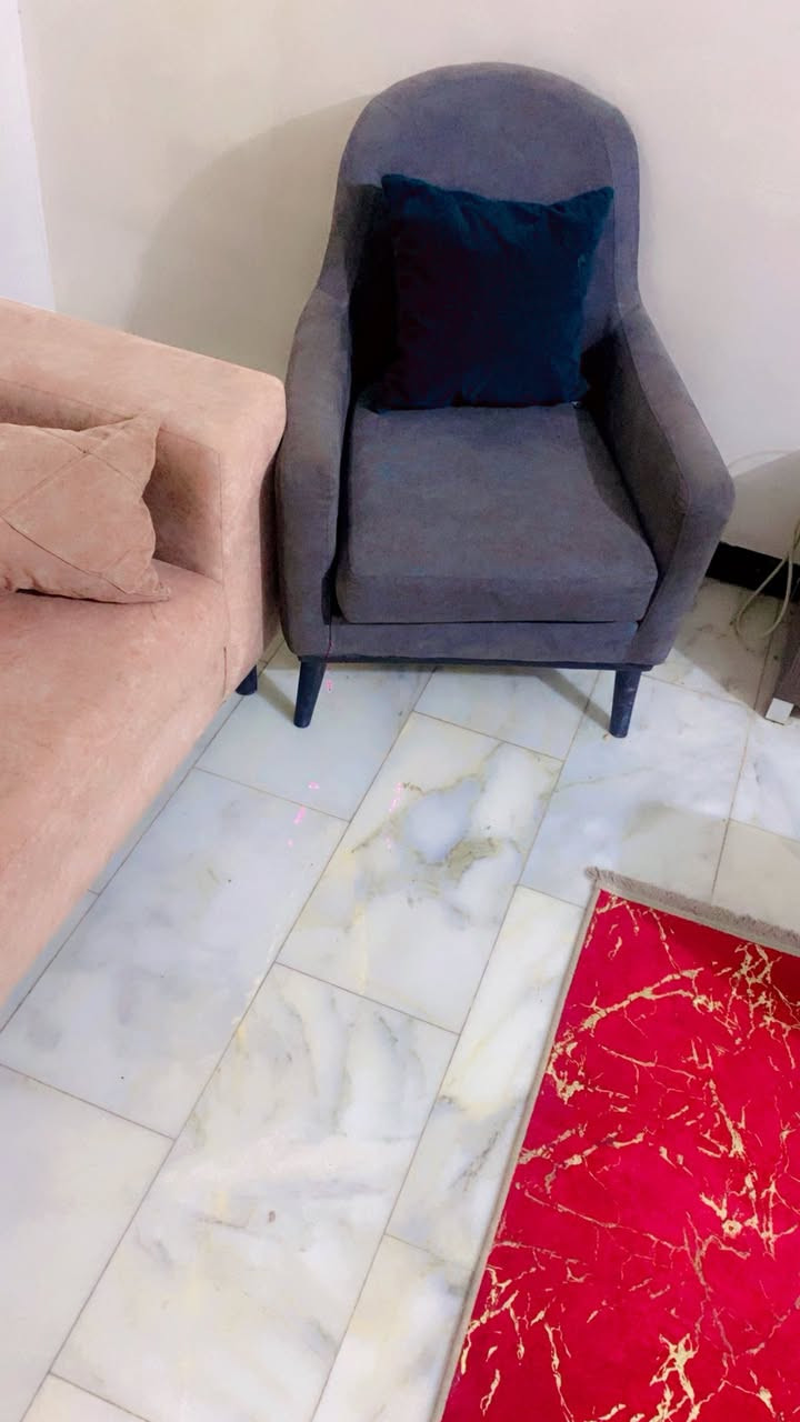 السلام عليكم تخم 7 مقاعد تكمه تفصال شركة برونز نظافه مثل الصوره بي جويه جكاره بيد القنفه ابيع مع جراجف جديده امانه الظهر جلد احسب سعر 350


**إذا كنت صاحب هذا الإعلان وتريد حذفه لأي سبب، رجاءا أرسل رسالة إلى الدعم الفني**