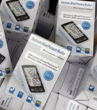 جهاز ضغط • ناطق • عربي ألماني