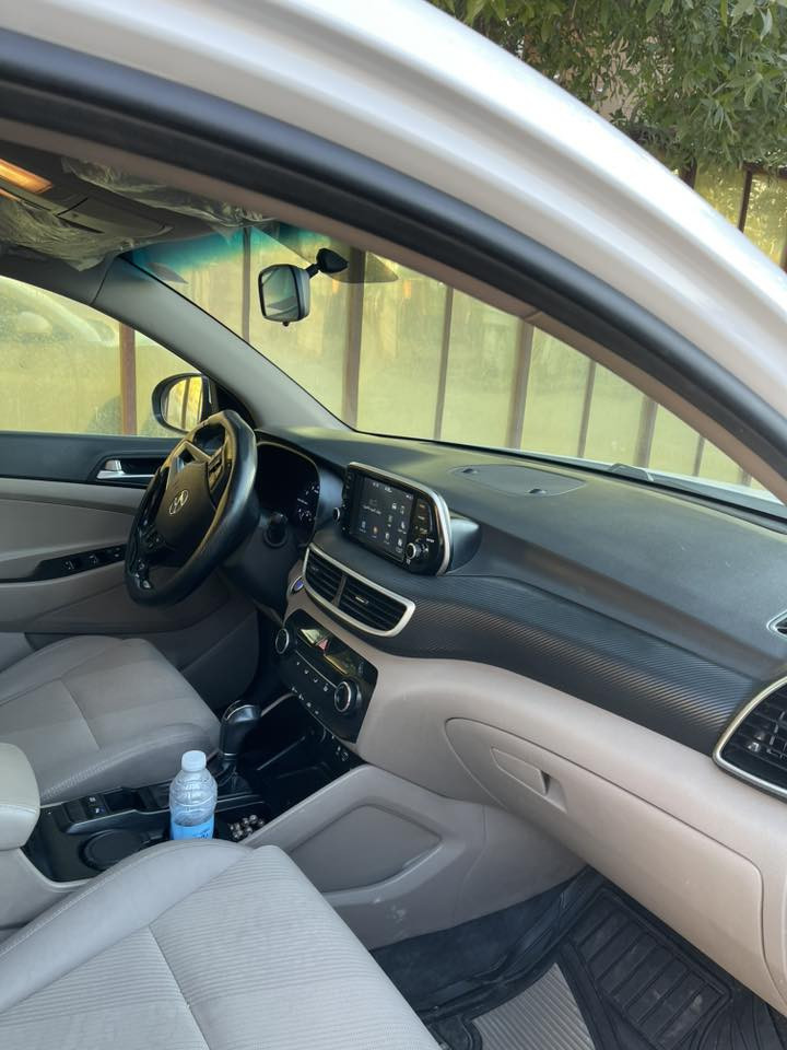 السلام عليكم توسان خليجي للبيع 2019بيها تبديل فقط بنيد اثر طخة وتبدل بدون دواخل مكفولة شواصي لغود كلة كفالة سيارة جديدة شركةالكاصد بصمه 5عدسات شاشة كامرة دوارة ابواب بصمة جديدة احله من صوره ماشية 70حقيقي كير مكينة تبريد تخم تاير كلة شركة جديده سيارة باسمي لسعر185وبيها مجال قليل مكان تقاطع درويش ***********
