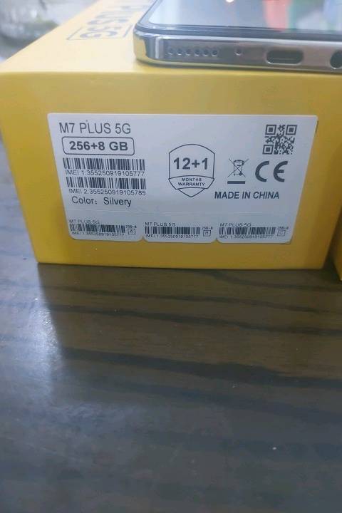 مواصفات الجهاز ٢٥٦كيكا بايت احدث اصدار جهاز بوكوM7plus(5g(جهاز كوبي )يفتح نت ينزل العاب ينزل تطبيقات جهاز متكامل دبل سيمكارت يفتح واتس تيكتوك وجميع التطبيقات السعر١٢٠الف دينار عراقي شرط النضافه والسعر قابل للتفاوض