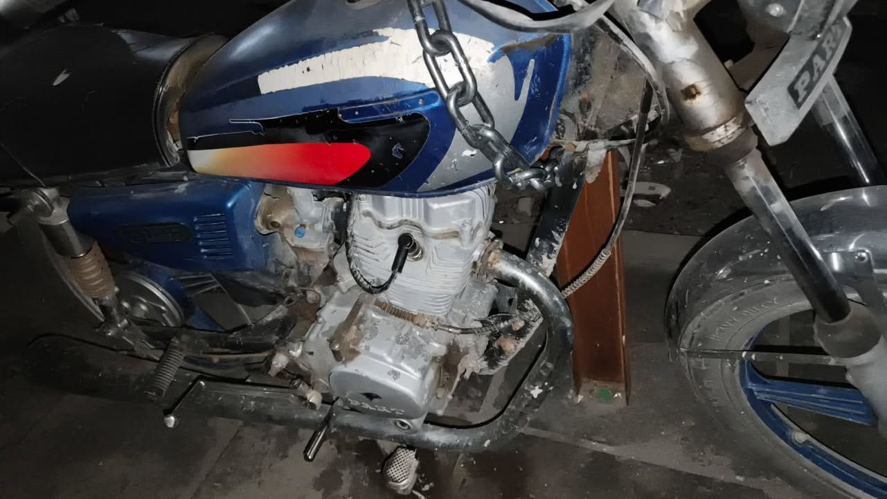 دراجه بارت للبيع مديل ٢٠١٨اوراق اصولي كهربائيات عطلانه نظافه مثل ماموضح بلصوره عنوان ناصريه شارع عشرين تلفون ***********
