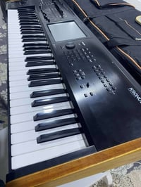 Korg kronos 2  2550$ 07704419242