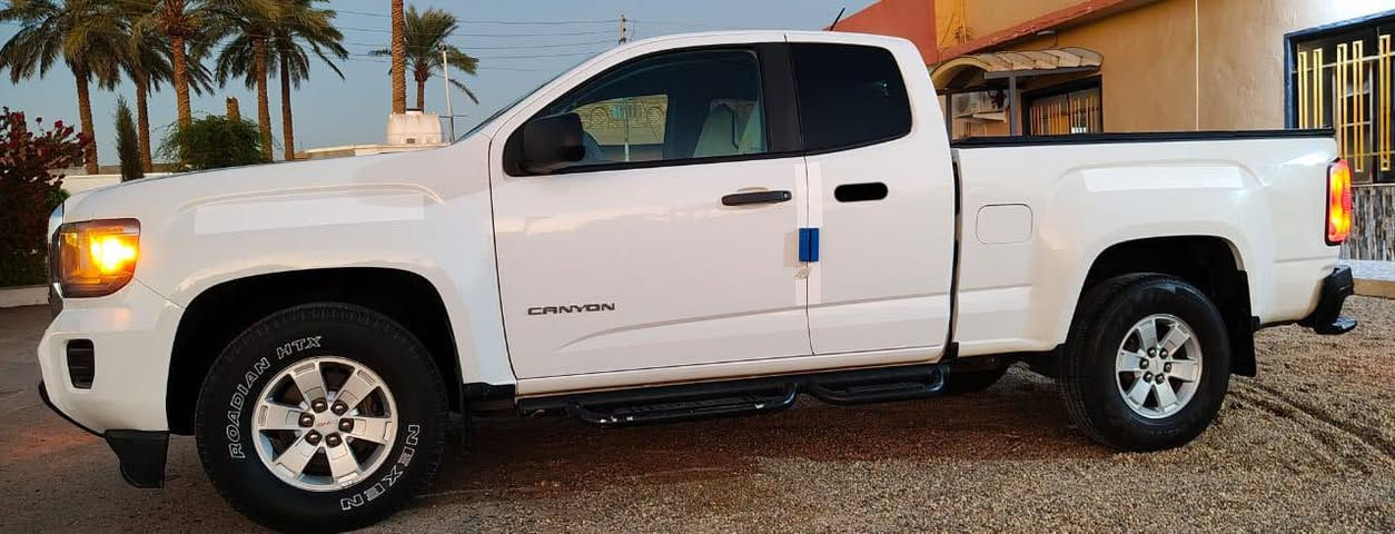 الرقم : أنبار مشروع وطني.
النوع : بيك آب GMC كانيون دبل قماره .
اللون : ابيض .
الموديل: 2018 
المحرك : 4سلندر حجم 2500 مكفول .
الگير: أوتو مكفول .
الصبغ : جاملغ امامي جهة السكن فقط بدون حادث .
(صور التقرير في المنشور). 
السعر : 180$ . 
للتواصل الاتصال على الرقم ***********

