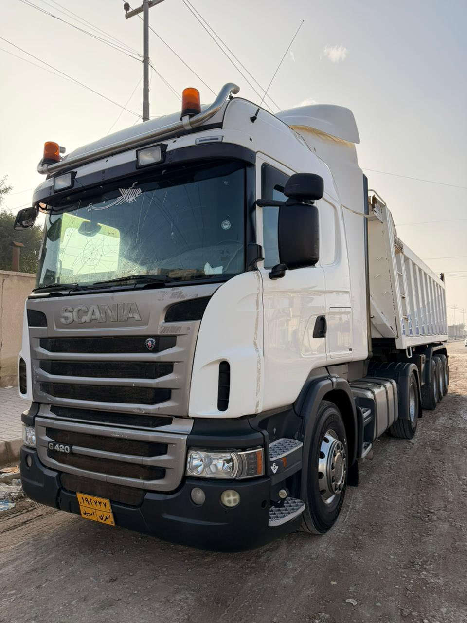 لبيع سكانية قلاب رقم شمالي موديل 2011 مكينة 420
كير كهربائي تبريد وثلاجة وتخم تاير 

مع عربانة ماك نيسان تفاصيل على رقم صاحب سيارة *********** 

مكان البصرة الگرنة سعر 490 وبيها مجال
