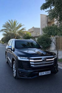 لاندكروز VXR • ٢٠٢٤ • ٢٧٠٠٠ كم