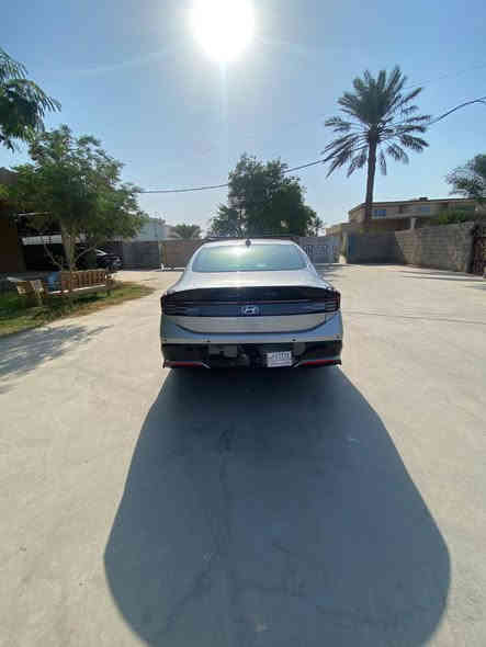 السلام عليكم
سوناتا اللبيع 
2025
السياره بدون ارباك 
ماشيه 9الف 
مرقم بغداد كامل مط
موديل 2025
موصفات sel
بصمه تشغل
تشغيل عن بعد 
السياره كشن كهرباء
كير تعليك 
شاشه ديجتل متصله
ابل كار بلي واندرويد اوتو 
لايت led
رادرات 360 درجه 
مكينه 2500 بدون تيربو
تحديد مسار 
توقف ذاتي 
حادث السياره خلفي بيه صبغ جزاء من الجاملع الخلفي + قبق جنطه تبديل وصبغ + وبغداد بيه طخه خفيفه با البنيد حيل حلوه وجديده سعر السياره 212 وبي مجال مكان السياره بغداد اللتواصل ***********
