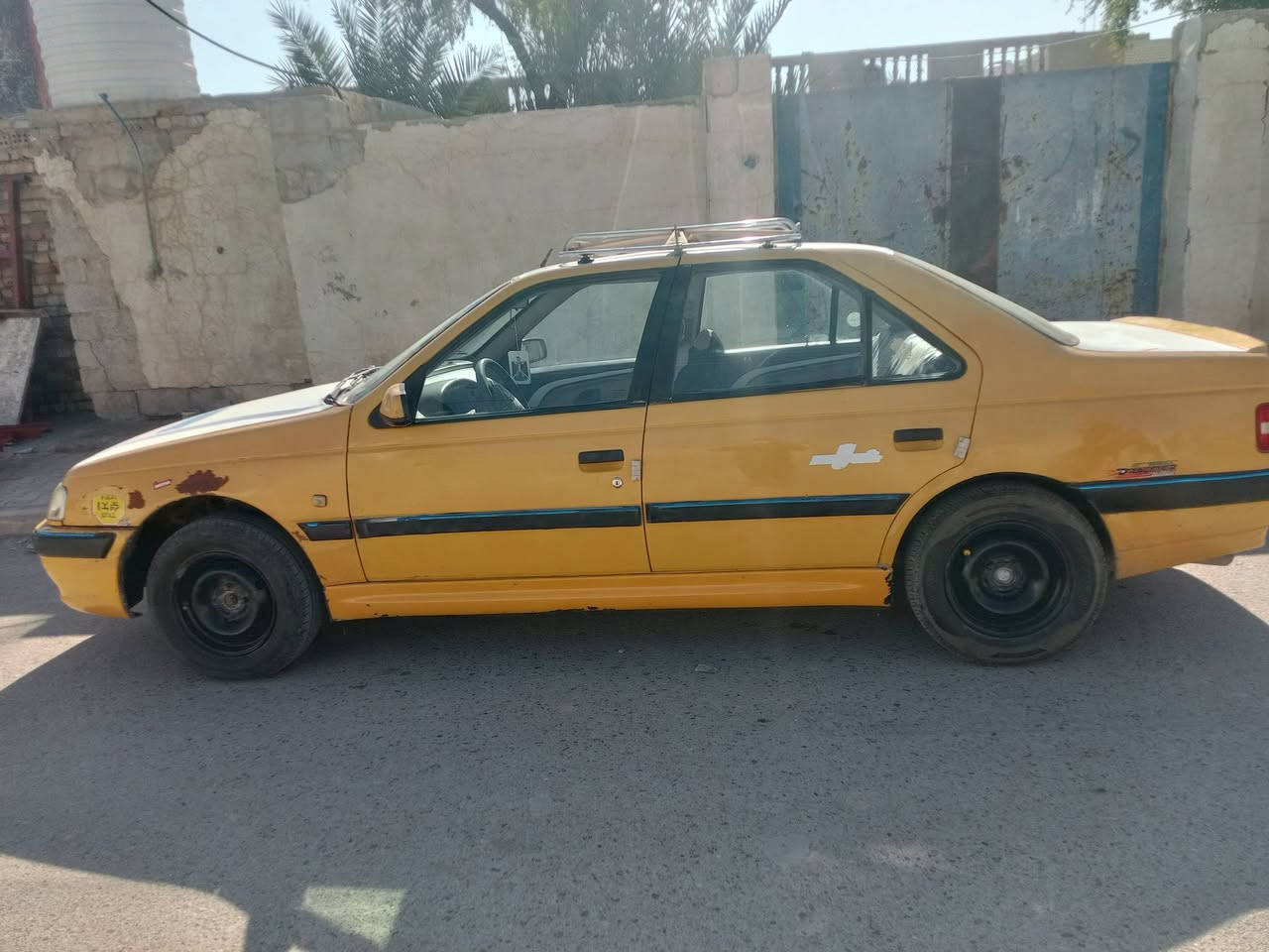 السلام عليكم بيجو اكد 405  موديل 2012السيارة خير من الله كير مكينة كفالة 
تتدفة تبريد شقال
رقم انكليزي بسمي تحويل ثاني يوم 
مصفرة هية وغرامات
مكاني بغداد تقاطع النهروان 
الاستفسار.  ***********
