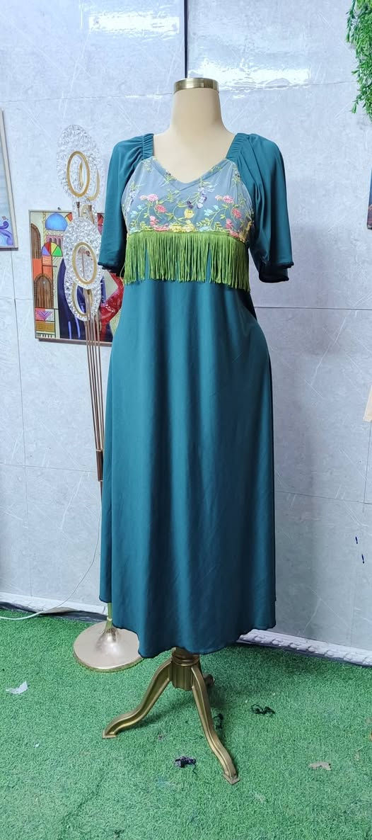 قطع اخيرة عليها خصم القطعه ب٨اثنين ب١٥ ***********
