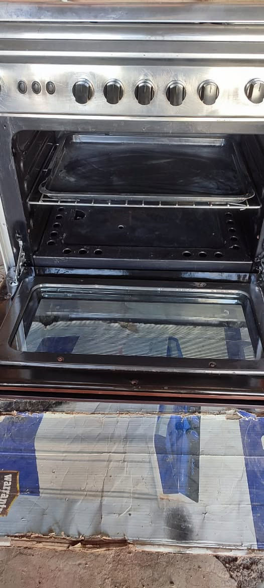 طباخ مصري كله شغال وعلى الفحص السعر 160 العنوان نجف حي الرحمه شارع عشرين مقابيل سيد ستار ابو الانشائيه للتواصل خاص او الاتصال بالرقم *********** النجف, العراق
