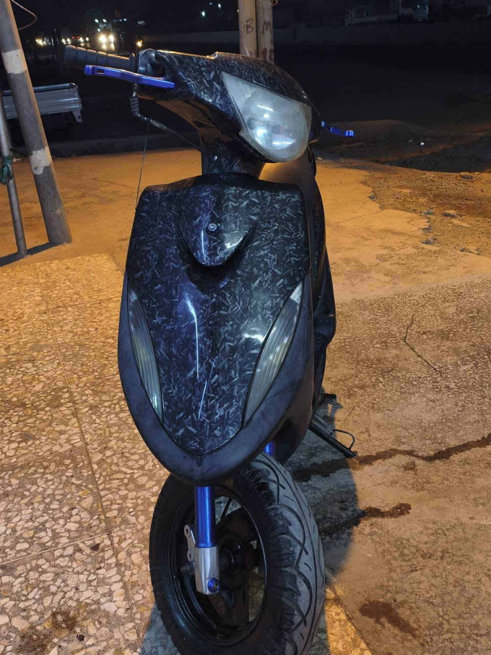 السلام عليكم ماكس عدله ختم واحد
دراجه بلاديه من الطول للطول الكفر البلادي موجود والصدر موجود كلهه بلاديه دراجه شلعه ومعدل ونكره بكل وقت 
مكاني بغداد زعفرانية 
***********
