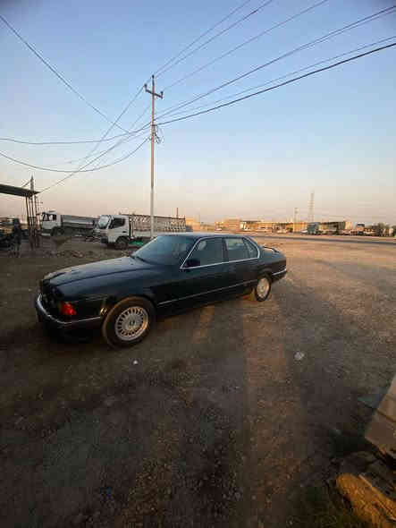 السلام عليكم
للبيع سيارة BMW
موديل 1993
حجم 740
سيارة فقط طخة بالباب ورة السائق❗ ومصبوقة حزام❗
 سيارة نضيفة ومكفولة من أي ضربة 
شرط التحويل 
تخم تاير حدادية نضيفة صالنصة رياضي
الاتصال على الرقم ***********
مكلف بالنشر الخاص مغلق ❗
