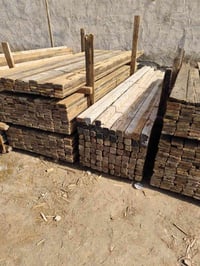 قالب خشب للبيع لوح مشتغل شغله وحده العدد 13 مكعب ونص  السعر مناسب كلش ...