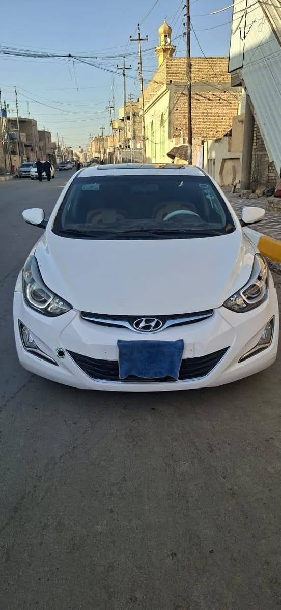 سلام عليكم 
النتره 2015 خليجي رقم بصره بيه ضربه جاملغ وقطعتين تبديل 
مكينه 1800 بيع او مراوس مكاني ناصريه لشطره ***********
