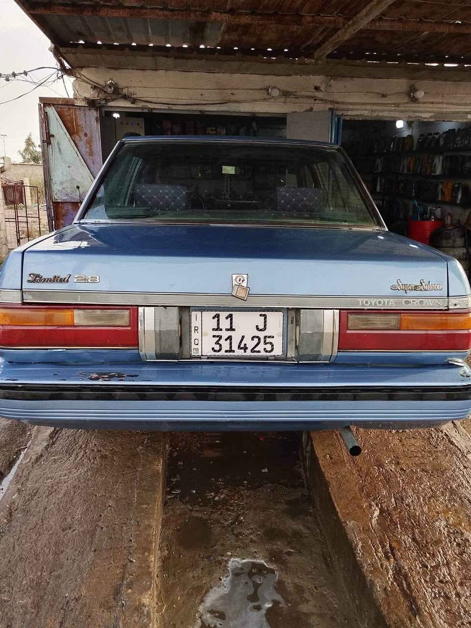 السلام عليكم سوبر موديل 1984 كير عادي مكينه وكير بلاديه  معمره جديد تبريد شغل قطعتين صدرها نضيف داينمو سلف كله جيد كهربائيات كلها شغاله مابيها اي نقص عارضها 35وبيها مجال للاستفسار *********** بغداد, العراق

