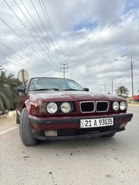 بي إم دبليو ٥٢٥ • ١٩٩١ • ٦ سلندر