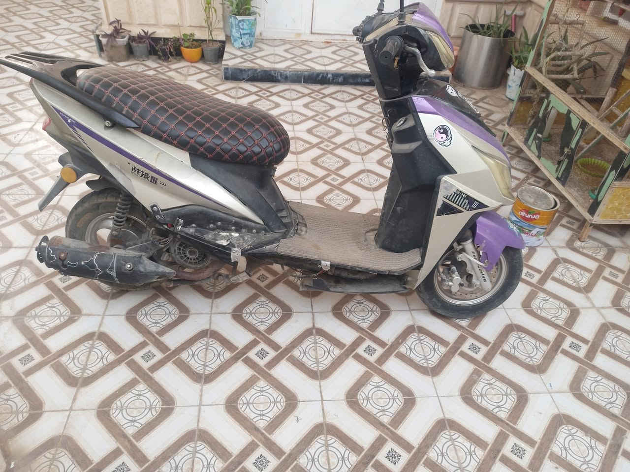 السلام عليكم الدراجه للبيع ب٣٥٠ وبيهة مجال شغاله وكلشي مابيهة عوزهة بس دكمت صلف  والصالنصه طاكه فقط واوراق كامله  نكره هندر  المكان الرمادي خمسه كيلو


**إذا كنت صاحب هذا الإعلان وتريد حذفه لأي سبب، رجاءا أرسل رسالة إلى الدعم الفني**