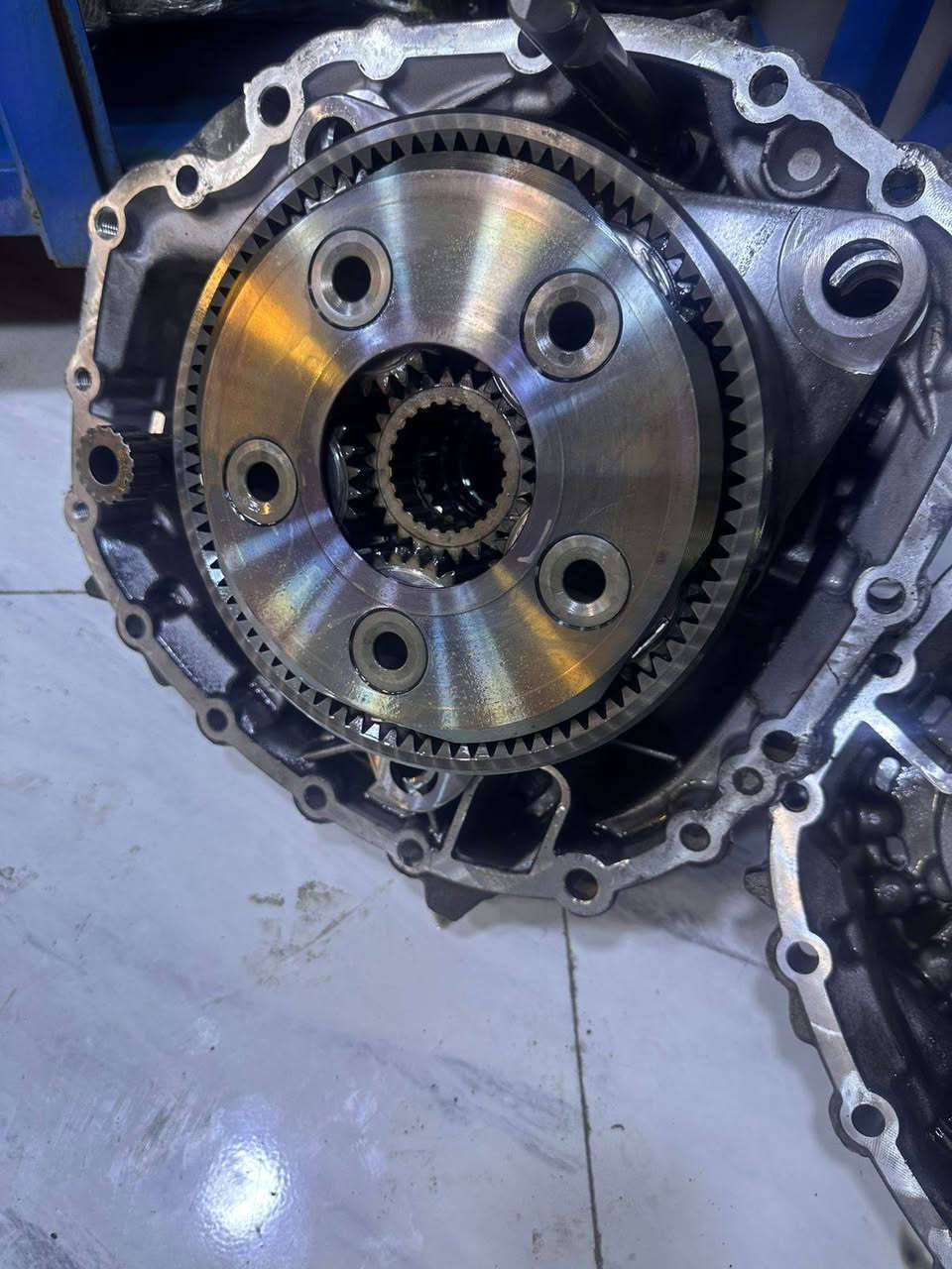 لدينا كافه أنواع الكيرات بيع وتصليح وقطع الغيار الجديد والاوربي
مقابيل السيطرة القديمه أمام جسر المشاة 
بأدارة محمد اللامي 
***********
