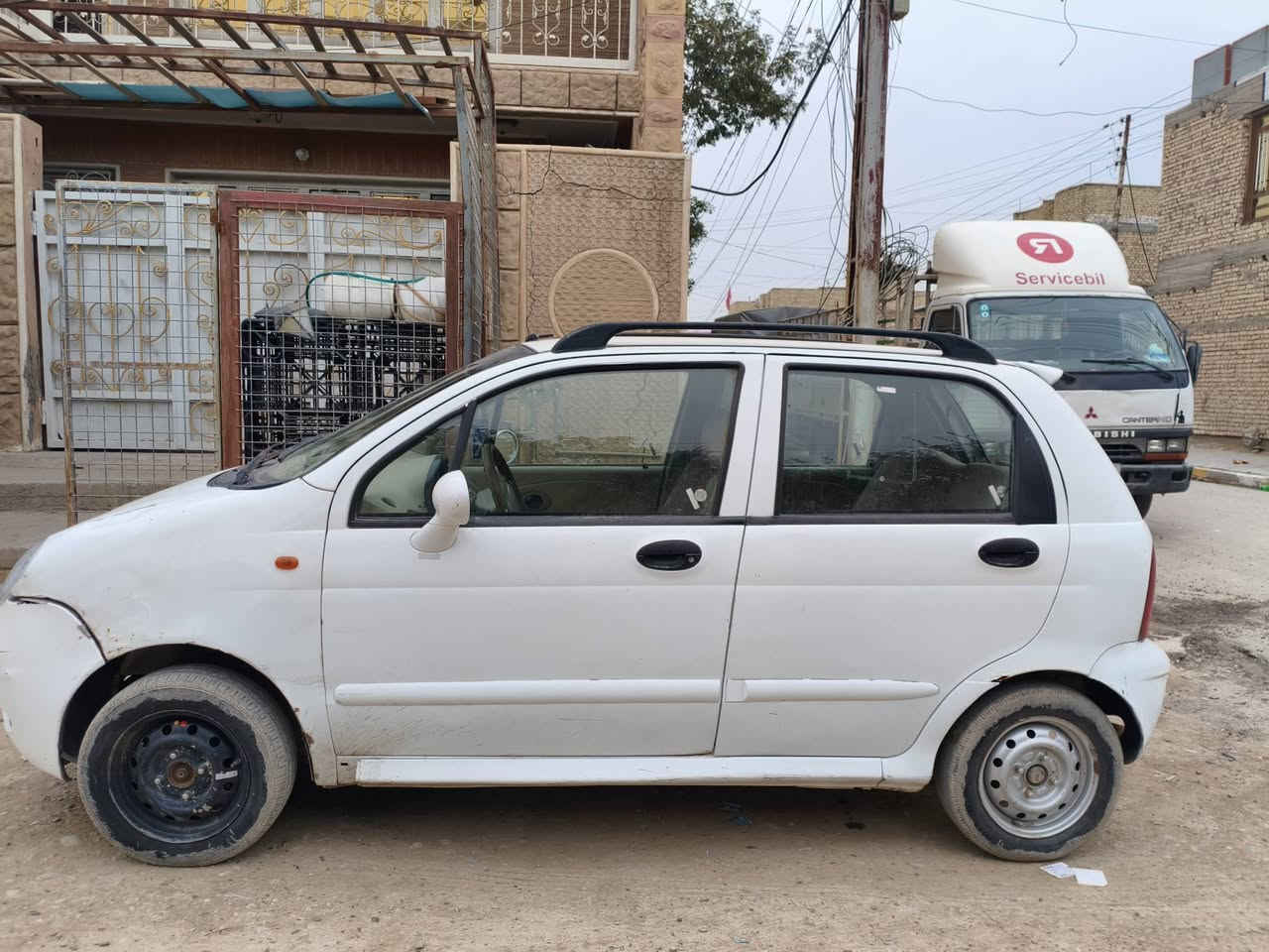 كيو كيو للبيع اوتو سويته عادي حاليا عادي فقط
سياره نضيفه ومابيه اي مشكله كامله كهربائيات وتبريد وتتدفه مكينه نضيفه كير جديد مابيه اي عطل ترايه وين ميعجبك جامات ودكم كلشي شغال مكينه بلاد 4 سلندر مي راديتر اخضر انسه لحماوه تخم تاير وسبير نضيف دواخله مابيه اي كسر سياره كامله مكمله مديل 2010 ارقام جديده مكانه بغداد وسعره 24 وبيه مجال بسيط حك جيتك ***********
