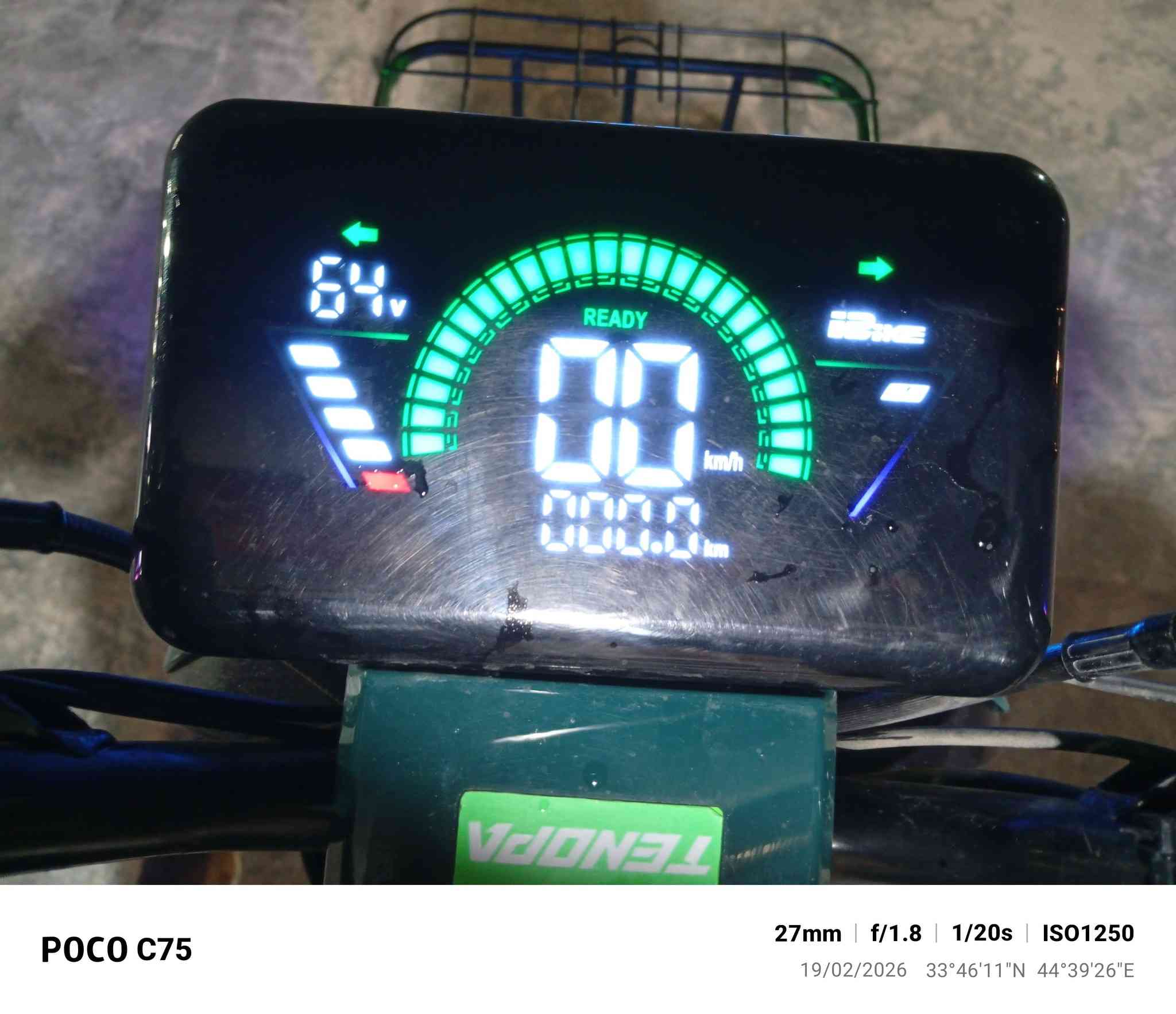 دراجة R8 نظافة 100% خمس بطاريات 36امبير 
فول مواصفات ملف 1500الدراجة جديدة العنوان بعقوبة ***********
