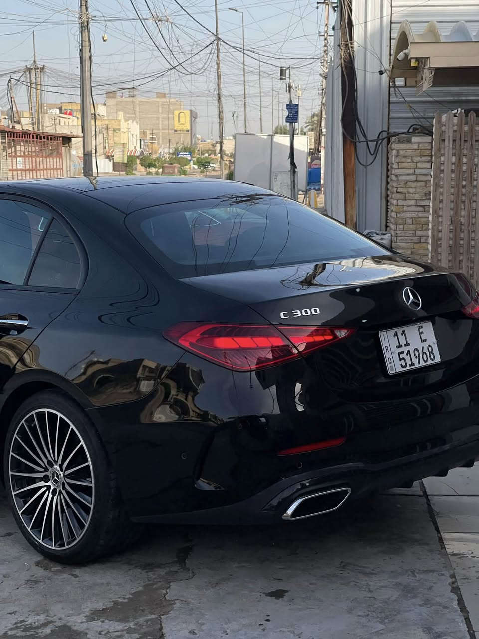للبيع
مرسيدس C300
2024

المواصفات:

فتحة سقف بانوراما قطعتين •

خمس كاميرات •

رادارات محيطيه 360 •

# دفع خلفي .

داخل كاربون فايبر•

صندوق كهربائي ويفتح ويغلق بحركه الركل •

ماشية: 18 الف كيلو متر قابل للزياده • محرك 4 سلندر تيربو - اقتصادي وقوي • كير 9 نمر.

بصمة ٤ ابواب •

تسخين وتبريد الكراسي وحفظ ميموري ٣ وضعيات • للسائق ووضعيتين للراكب

شحن وايرلس •

انطمة قيادة •

(eco, comfort, sport, sport+, individual)

نظام حفظ وضعيات الكراسي

Seats)

كراسي كهرباء .

مرايات كهربائية 

رادار بالمري .

تحكم ستيرن وقيادة ذاتية

شاشة كبيرة ايباد •

Navigatio)

• Apple CarPlay & Android Auto

قطعتين Burmester نظام صوتي

إنارة داخلية ملونة64لون

Lighting)

نظام مراقبة النقطة العمياء •

رادار أمامي - تنبيه تصادم •

نظام تتبع المسار / تنبيه الخروج من المسار .

كاميرات 360 درجة + حساسات أمامية وخلفية • متحركه LED كشافات •

رادار في العلامة

تعتيم مرايات.

اصطفاف ذاتي

حادث السيارة كلين فقط الباب الخلفي مفتوح ومصبوغ

السعر جدا مناسب 🔥

للاستفسار***********

العنوان بغداد الطالبيه
