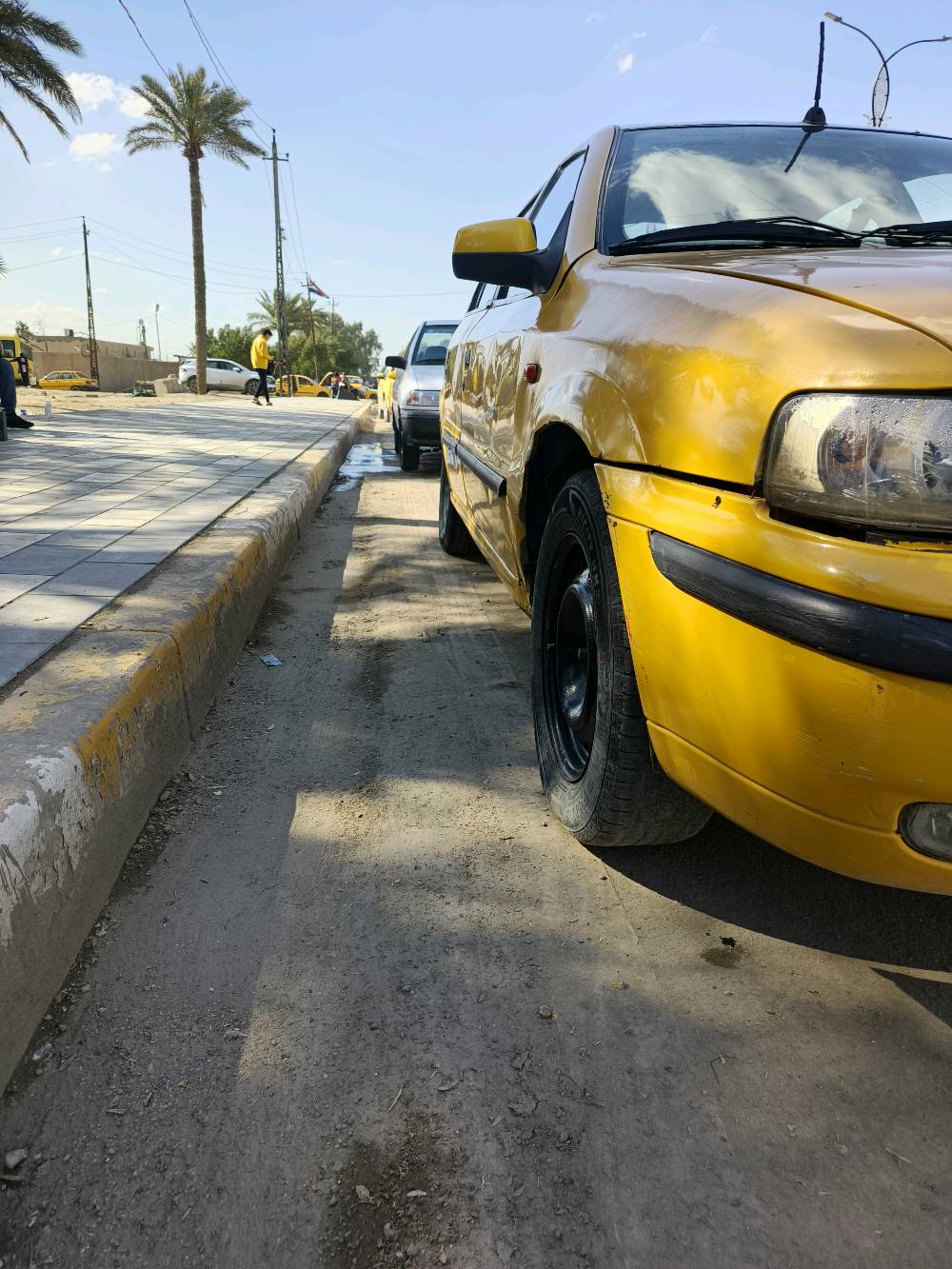 السلام عليكم سمند للبيع موديل 2012 بأسمي سنوية ل 30 مكينه گير خير من الله تبريد عاطل رقم انگليزي بغداد 
العنوان المشتل قرب التجارة السعر ب 28 وبيه مجال بسيط ***********