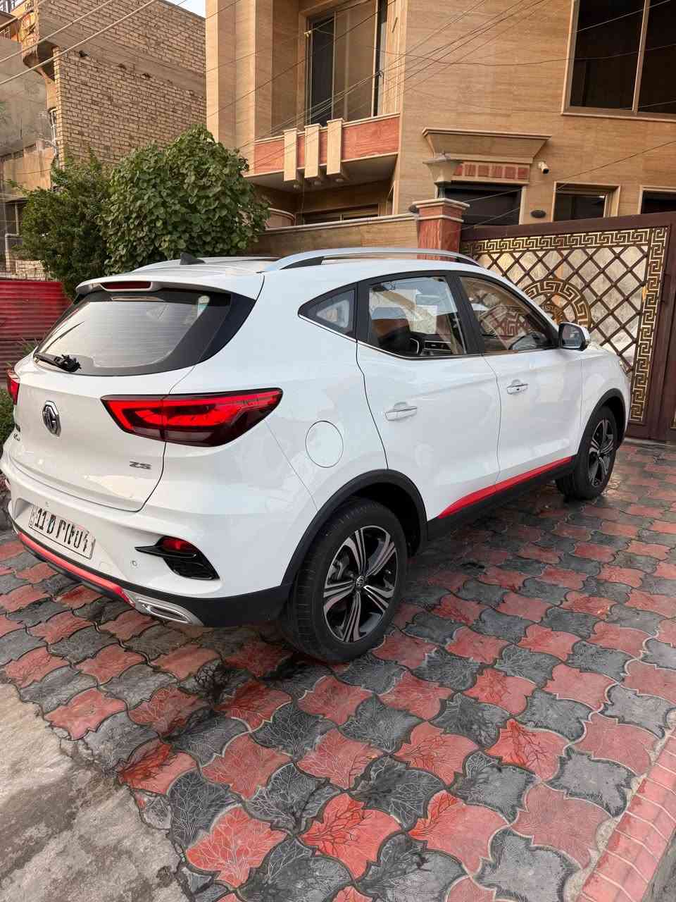 ام جي ZS 
موديل 2024
فوول مواصفات بنراما،كشن جلد وكهرباء، بصمة،4 كامرات،تحكمات. وباقي المواصفات معروفه
كفالة عامة لاصبغ لاضربه لابارد 
رقم بغداد باسمي تحويل مباشر
سعرها 119$ ورقة نهايته
***********
