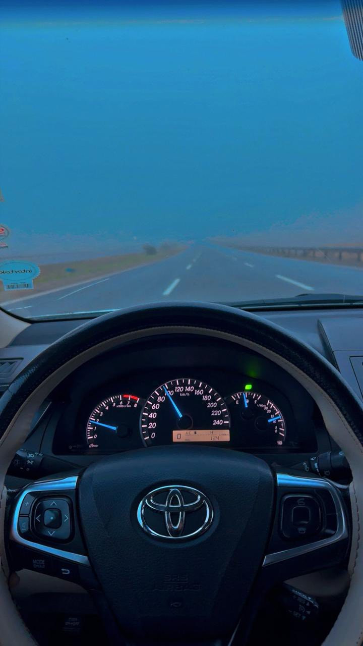 السلام عليكم 
كامري 2016 وارد خليجي ابيضّ 
كلين عدا تكحيل 4 أصابع بال جاملغ 
فول مواصفات
برده كهربائيه 
بصمه 
كشن كهرباء 
حساسات 
تبريد قطعتين 
شاشة
رقم شمالي 
تحويل مباشر 
ماشيه ١٤٠ فقط
نضافه ١٠٠/١٠٠
السعر 182
***********
