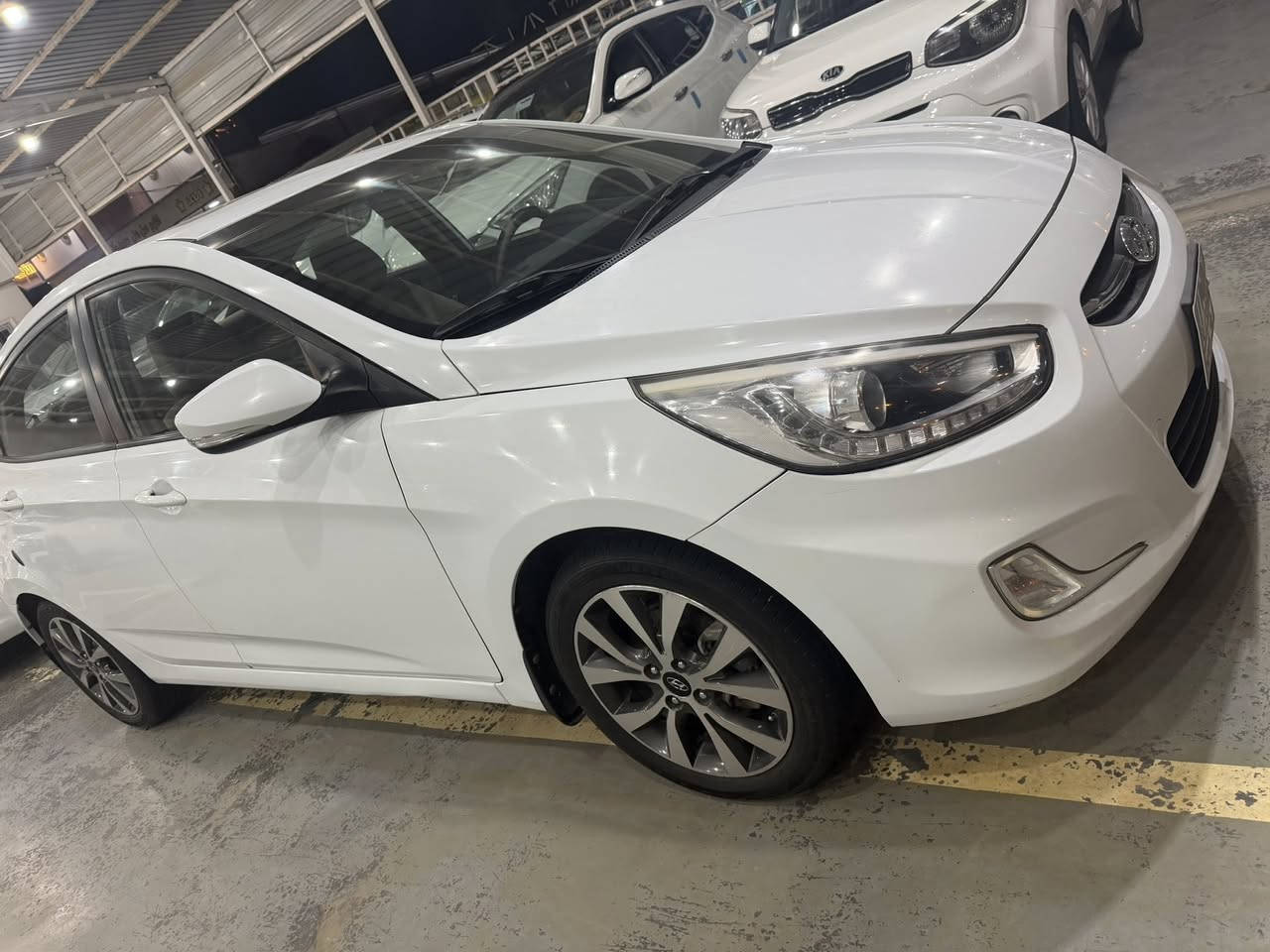 اكسنت 2017 كفاله عامه سياره فول مواصفات رقم بابل السعر 125وبيها مجال قليل مكان السياره بابل للاستفسار ***********
