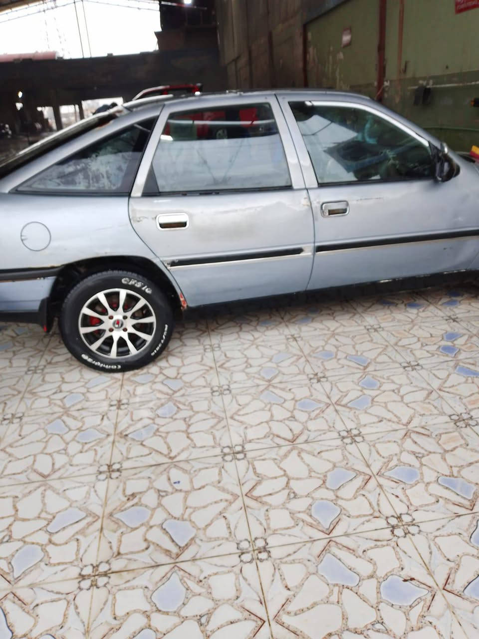 فكترا حجم 20موديل 91للبيع مكينه كير شرط صبغ دوائر وجاملغات للاستفسار الاتصال على صاحب السيارة شرط التحويل ***********/***********اني مكلف بنشر السعر 35بيها مجال
