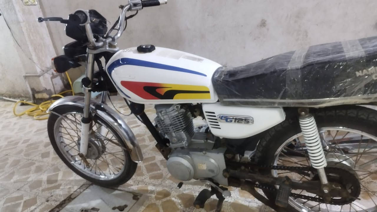 دراجه ايراني محرك ارشه نضيفه اوراق اصوليه 7 اصليات 
رايدها ب 600 رقمي ***********
