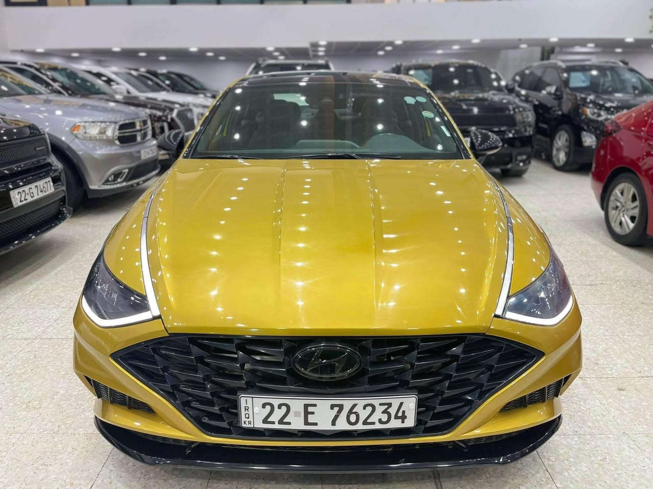 السلام عليكم ورحمة الله
#المركبة    : هيونداي سوناتا 2021 لون ذهبي 
#الضرر      : ضرر جاملغ خلفي ايسر مع قبق الجنطة وجاملغ امامي ايسر 
#نكفل       : الشاصي والغرق والايرباكات والوكالة او تحويل الملكية 
#الايرباكات: نكفل السيارة من ضرر الايرباك والشاصي والغرق 
#السعر.   : 163 ورقه وبيه مجال 
المواصفات
✅ هيونداي سوناتا 2021 ذهبي مميز رقم اربيل دولي
✅ محرك 1600 تيربو جارج 
✅ قمارة السيارة بانوراما 
✅ حساسات خلفية اصل 
✅ حساسات الانحراف عن المسار 
✅ رادار امامي تفاعلي للتنبيه والبريك الذاتي 
✅ اشارات بالمرايا الجانبية 
✅ بصمة باب وبصمة تشغيل وتشغيل عن بعد
✅ ويل كب لمتد حجم 19 مع طقم تاير بحالة ممتازة 
✅ غرفة السيارة لون رصاصي جلد ومخمل 
✅ تحكم كهربائي متكامل لمقعد السائق فقط 
✅ تحكم ستيرن جهتين متكامل الايعازات مع الرادار
✅ شفتات ستيرن للتحكم بالكير العادي
✅ شاشة دشبول كبيرة متكاملة الايعازات 
✅ تبريد المركبة قطعتين امامي وخلفي 
✅ شاحن موبايل وايرلس مع منافذ USB,AUX
✅ خاصية تثبيت المركبة وحساسات انحراف المسار 
✅ نكفل الشاصي والغرق والايرباك وعلى الفحص 

✅ #السعر المطلوب 163ورقة وبيه مجال

📍موقع السياره النجف الاشرف 
☎️*********** النجف, العراق
