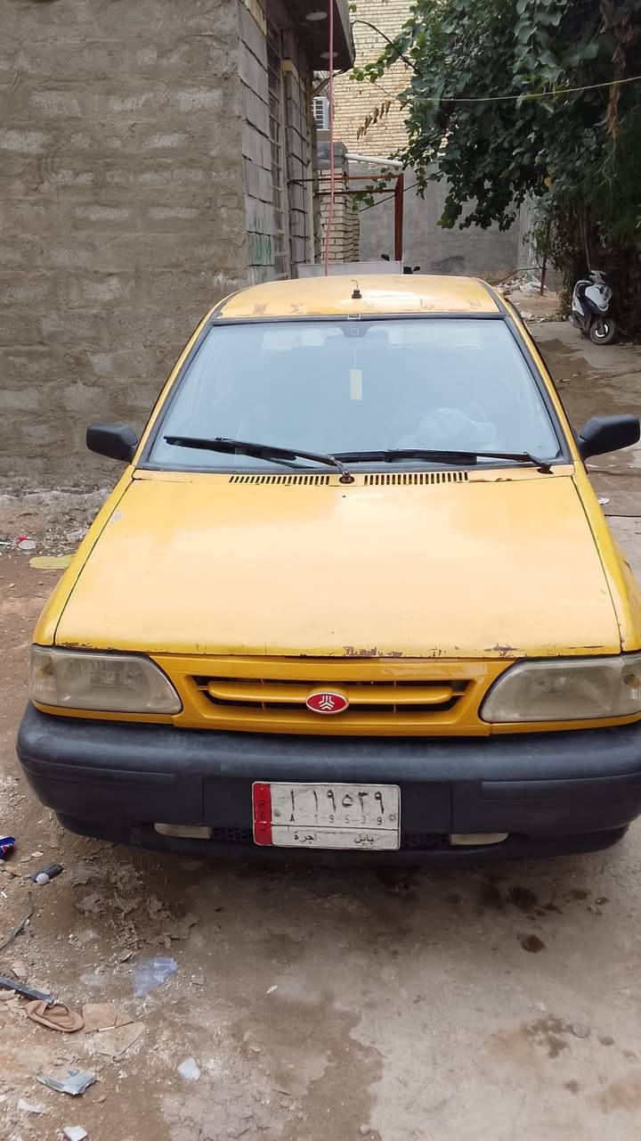 سلام عليكم سايبه مديل2011 سياره حلوه وكاعده بس خياسات بصيطه شواصي انضاف دواخل نضيفه دومشه جديده بكلايت جديد دواسات جدد كلشي جديد مكاني كاضميه تحويل مشروع وطني مكاني  السعر 24 وبيها مجال بلكاضميه***********
