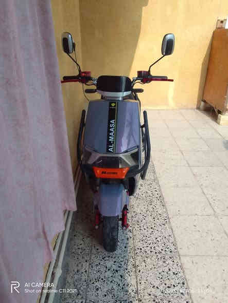 السلام عليكم دراجه للبيع سكنس الموديل 2024 نضيف بصاريات عل فحص كهربائيه كله شغاله  السعر 700 بيه مجال الرقم /*********** بي واساب
