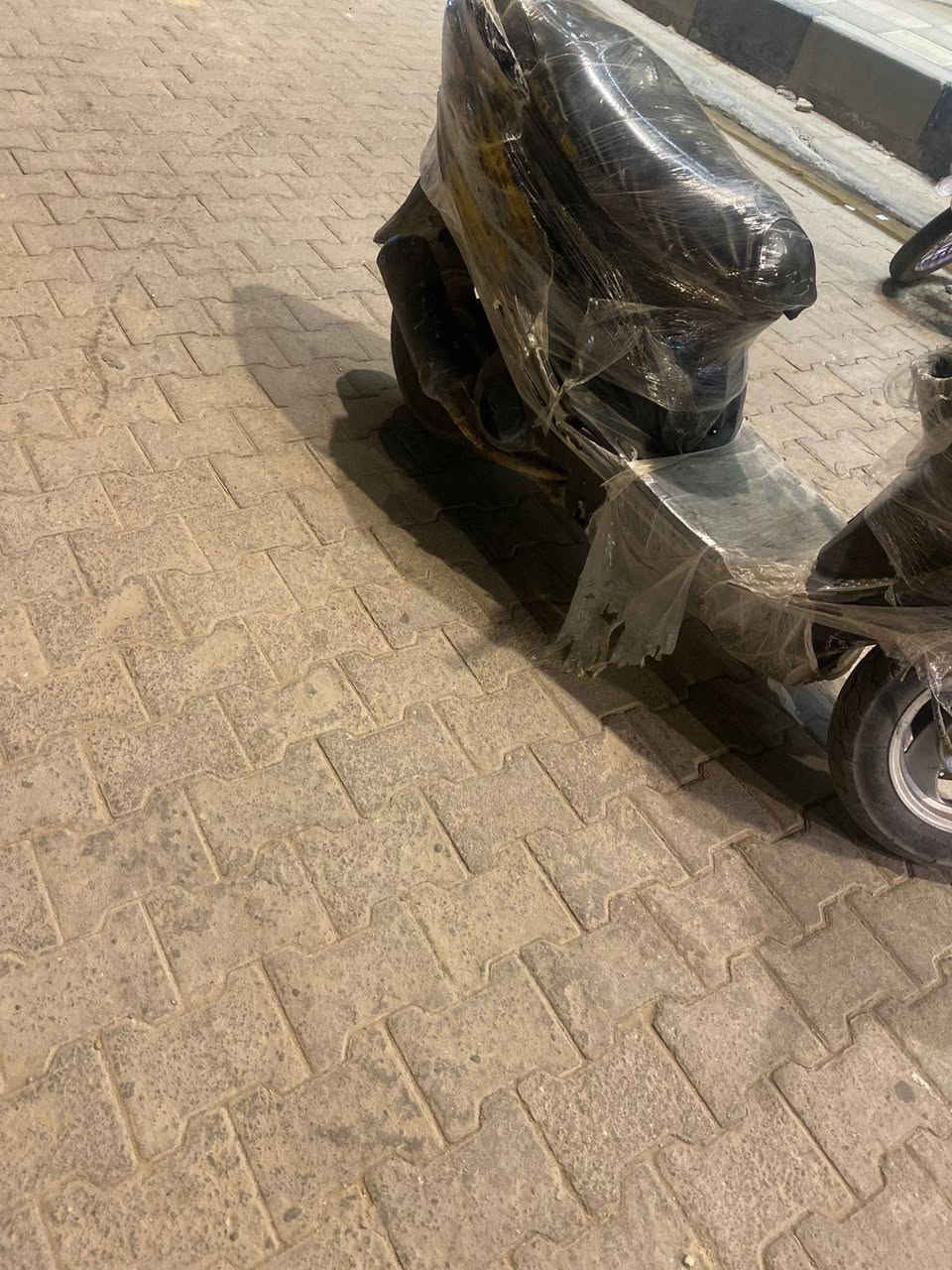 سلام عليكم دراجه كامكو جي فور مكينه مفتوحه اول مره دراجه نضيفه كلشي شغال كهربائياته شغال سعر 330بيه مجال مكاني نجف حي كرامه مراسله خاص او واتساب ***********
