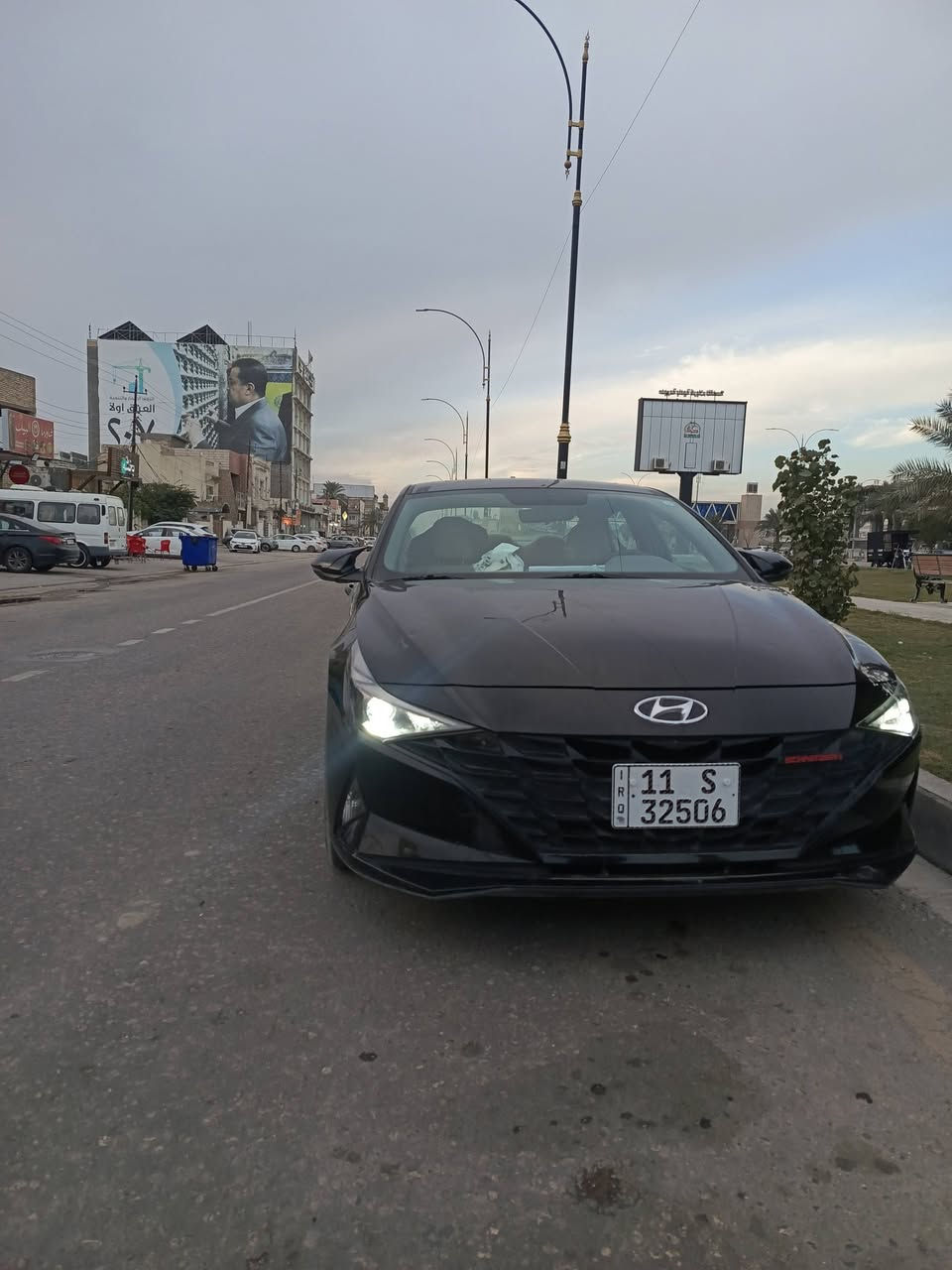 السلام عليكم النترا 2023 خليجي الشركة العامة السياره كفاله عامه رقم بغداد باسمي دولي الجديد هزه وسنويه جدد السياره مكينه 1600دوش وكير 6نمر AT 
السياره كفاله صبغ وتبديل وفتح كفاله  حتى الدعاميات فقط صار بيها حالوب موضوح بل سونار فقط 
السياره فول مواصفات فتحه شاشه كامره ويل كب عدد 5 مانع انزلاق تحكم أربع جهات شاشه اعطال ثلاث وضعيات قياده تبريد قطعتين اشاير بل مري بلاجكتور نهاري 
السياره ماشيه 71الف كيلو 
السياره عليه منظومه زنون زرع عالي ناصي 
 مدوشه ارضيه جلد داخلها جديد 
عليها كت مال Nرياضي 
مكان بابل المسيب حي المعلمين 
للاستفسار 
السعر 140وبيه مجال 
***********
