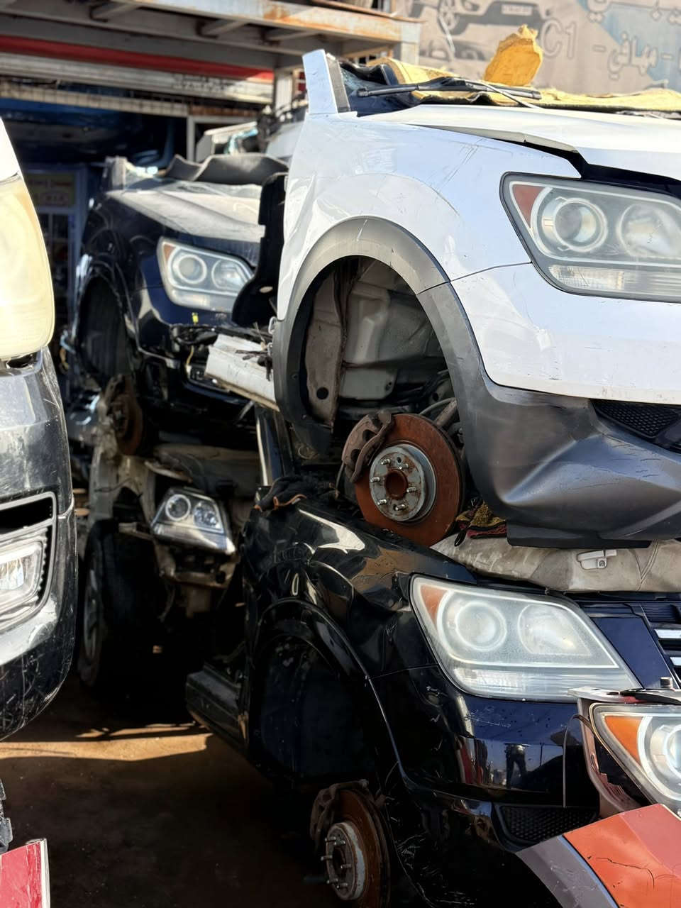 الهم صلي على محمد وآل محمد
السلام عليكم تتوفر أنواع ادوات المهافي 
مجمع وسام شربه لقطع السيارات الكوريه  موهافي بكانتو
عنوان بابل الحي الصناعي مقابل شارع المعارض 
للاستفسار للاتصال على الرقم ***********
***********
