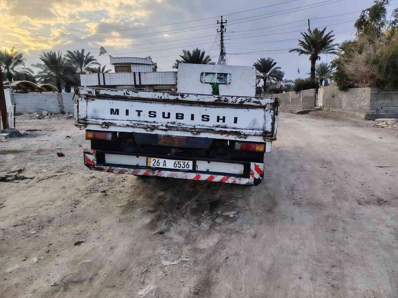 السلام عليكم ورحمة الله وبركاته كنتر مسبوشي مديل 2009كفاله عامه مكانه بغداد نهايه الشعله يم جسر البوحمد سعرها 170$ وبيه مجال حك الجيه للاستفسار الاتصال على الرقم ***********
