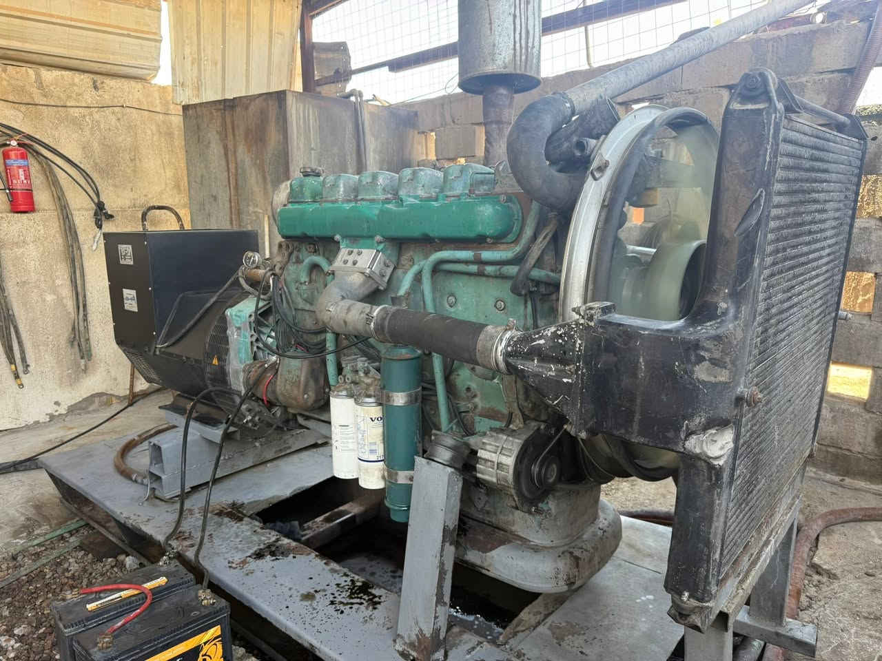 فالفو F12 -22 شغالة على الحمل توليد 250kvr العنوان سماوه متاح حالياً التواصل على الرقم ***********
