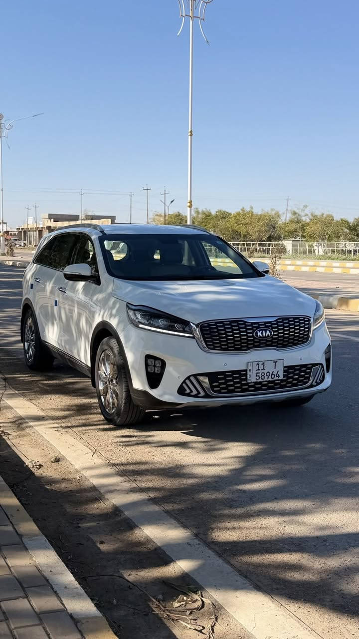 ‏‎سلام عليكم

للبيع 

كيا سورنتو 2020 خليجي  

فول مواصفات

مكفوله كفالة عامة من جميع النواحي 

 السياره جديده بمعنى الكلمه 

6 سلندر 3.5

7 راكب 

3 قطع تبريد 

بصمة 

بصمة ابواب 

تشغيل عن بعد 

جنطة كهربائية 

جنطة ذكية 

كشنات جلد

كشنات كهرباء

نقطة عمياء 

تحديد مسار 

مانع نزلاق 

5 انظمة قيادة 

دفع رباعي 

اوتو هولد 

نظام ترحيب 

4 جامة اوتو 

ويل كروم 19

حساسات امامي و خلفي 

اشاير بل مري 

كروز سرعة 

تحكم استرن 

لايت زنون 

سيارة بعد بيهة هواي مواصفات 

🟩 السعر المطلوب 250

رقم الهاتف***********

موقع السياره صلاح الدين الدجيل
