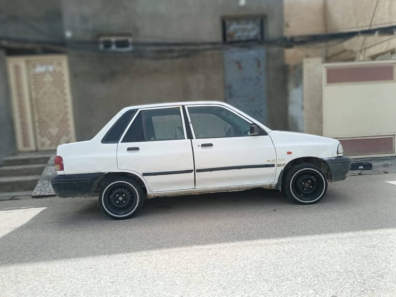 سلام عليكم سايبه موديل ٢٠٠٩ كير ومكينه مكفول لاتنقيص ولا تبخير ضربة جاملغ امامي ومبدل رقم انكليزي بسمي سنويه لل٢٨ بسمي السياره تبريد ميشتغل مداور ثاني يوم عنوان نجف حي الجامعه***********
سعره ٢٧ وبيه مجال وترهم مراوس
