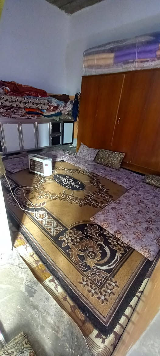 للبيع للبيع 🏠🏠 
دار في حي السماح الثانيه / قرب السايدين ٦٠   / المساحه / ١٠٠ متر / ثلاث غرف / هول / ومشتملات / اتجاه قبله /
خدمات ماءفول💦+كهرب+تبليط
صنف العقار +كرت بلديه + مقدم معامله للتمليك / السعر ٤٥ مليون وبي مجال /  للأسفسار الأتصال على الأرقام + *********** / *********** / *********** يوجد لدينا عروض في حي السماح / الأولى + والثانيه + يوجد لدينا عروض في حي السماح / زراعي / سكني  / تجاري /
